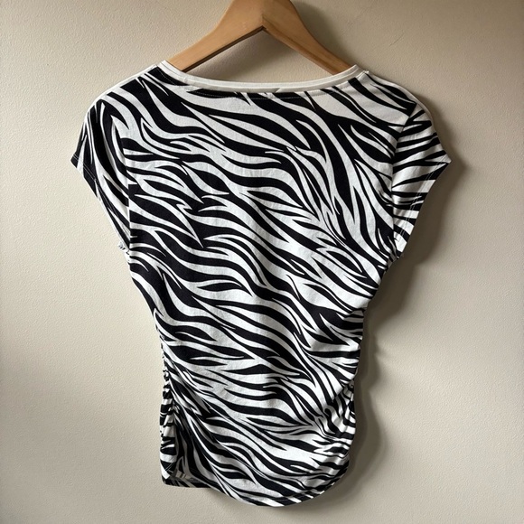 White House Black Market Zebra Print Top - Picture 5 of 8